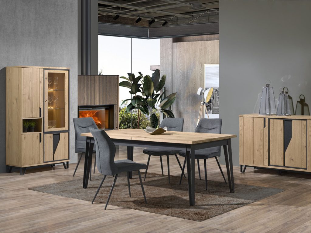 Chaises avec table de repas industrielle l'Ameublier